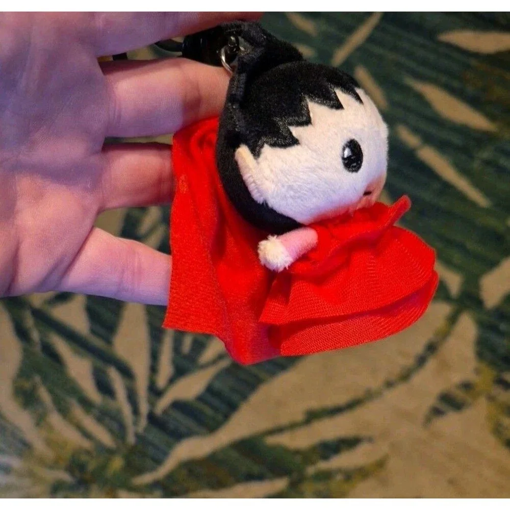Chills and Thrills Plush Bag Clip Exclusive Beetlejuice Lydia Deetz Red Dress